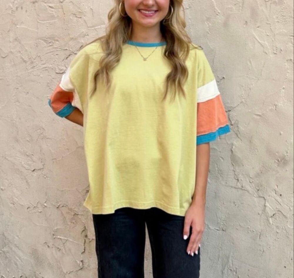 Easel Color Block Sleeves Top in Butter Corn Size S